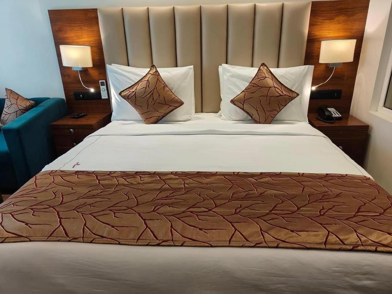 Hotel O Cean Near Igi Airport