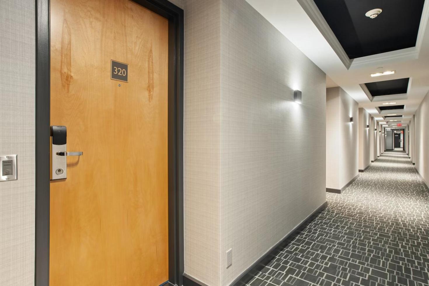 Hotel O Cean Near Igi Airport
