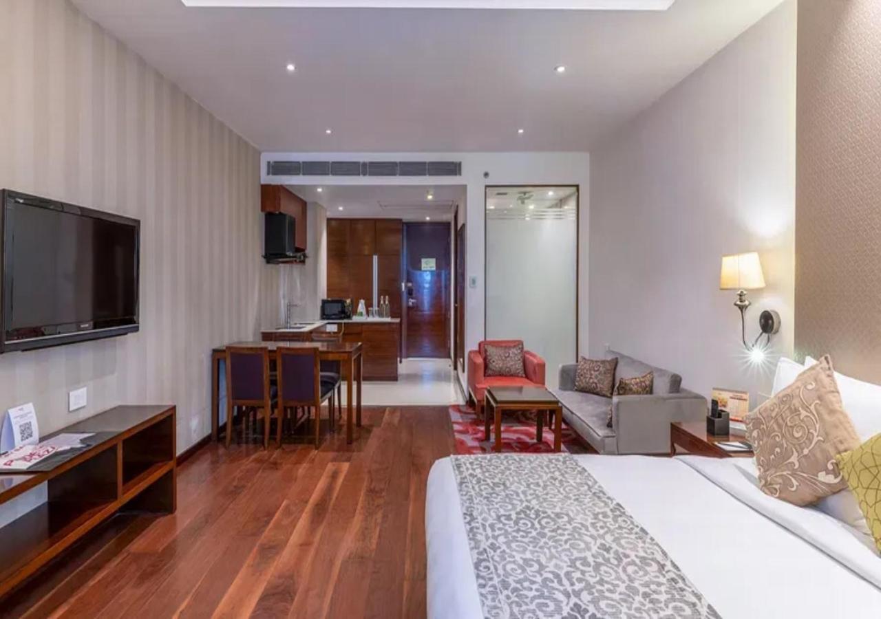 Hotel O Cean Near Igi Airport